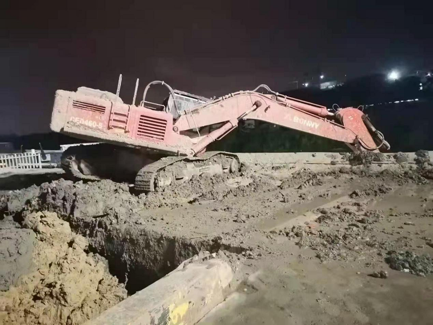 電動(dòng)挖掘機(jī)維修.png 電動(dòng)挖掘機(jī)維修.png