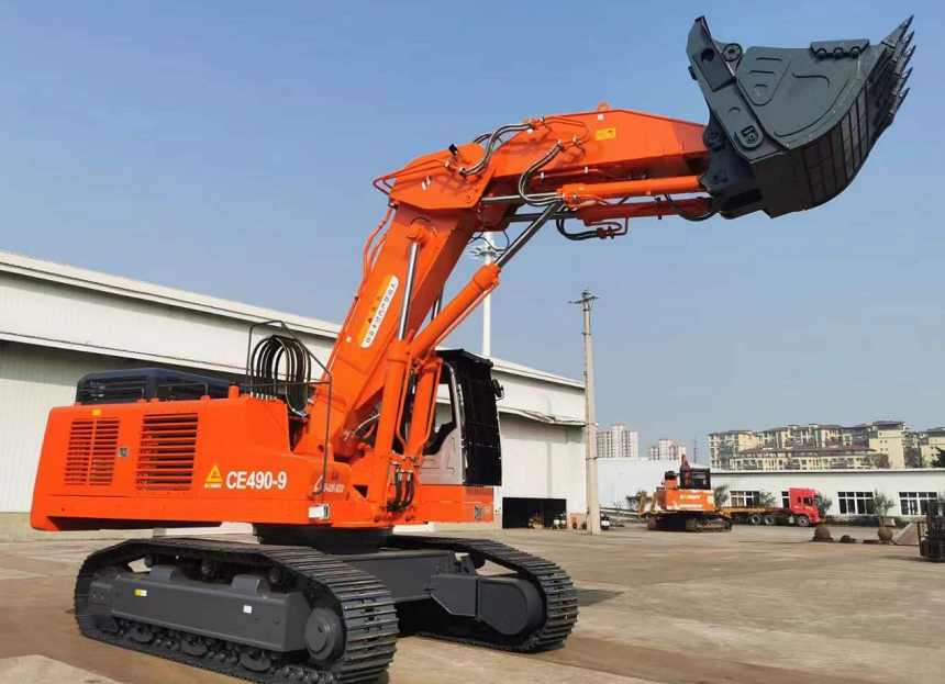 CE490-9挖掘機發(fā)貨現(xiàn)場.png CE490-9挖掘機發(fā)貨現(xiàn)場.png