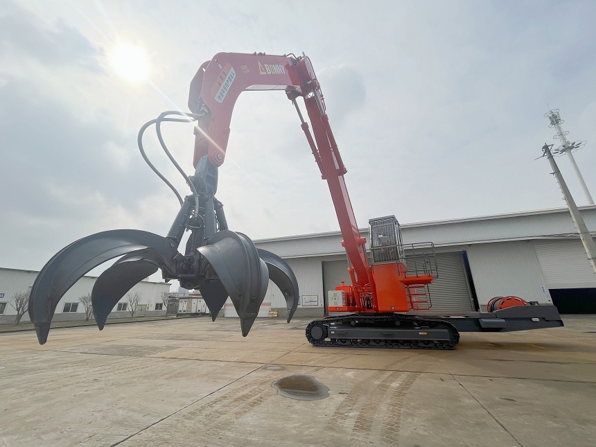 雙動力抓鋼機.jpg 雙動力抓鋼機.jpg