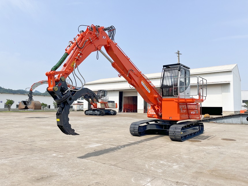 抓鋼機.jpg 抓鋼機.jpg