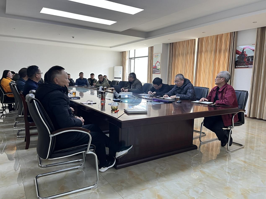 邦立重機培訓會現(xiàn)場.png 邦立重機培訓會現(xiàn)場.png